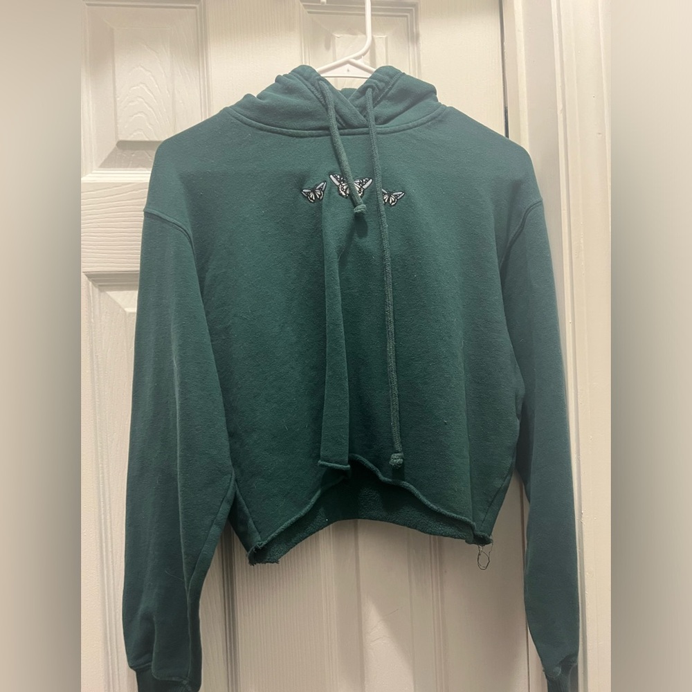 Green crop top sweater